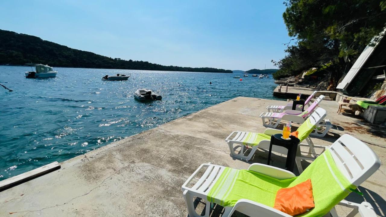 Lovely Apartments On The Private Beach - Island Korcula Prizba Exterior photo